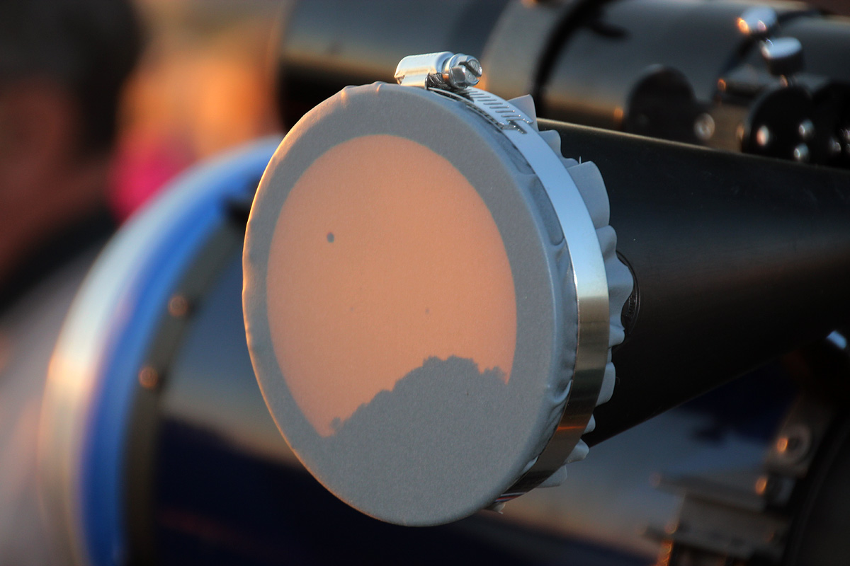 Observing the Venus Transit at the Evansville Museum 06/05/2012