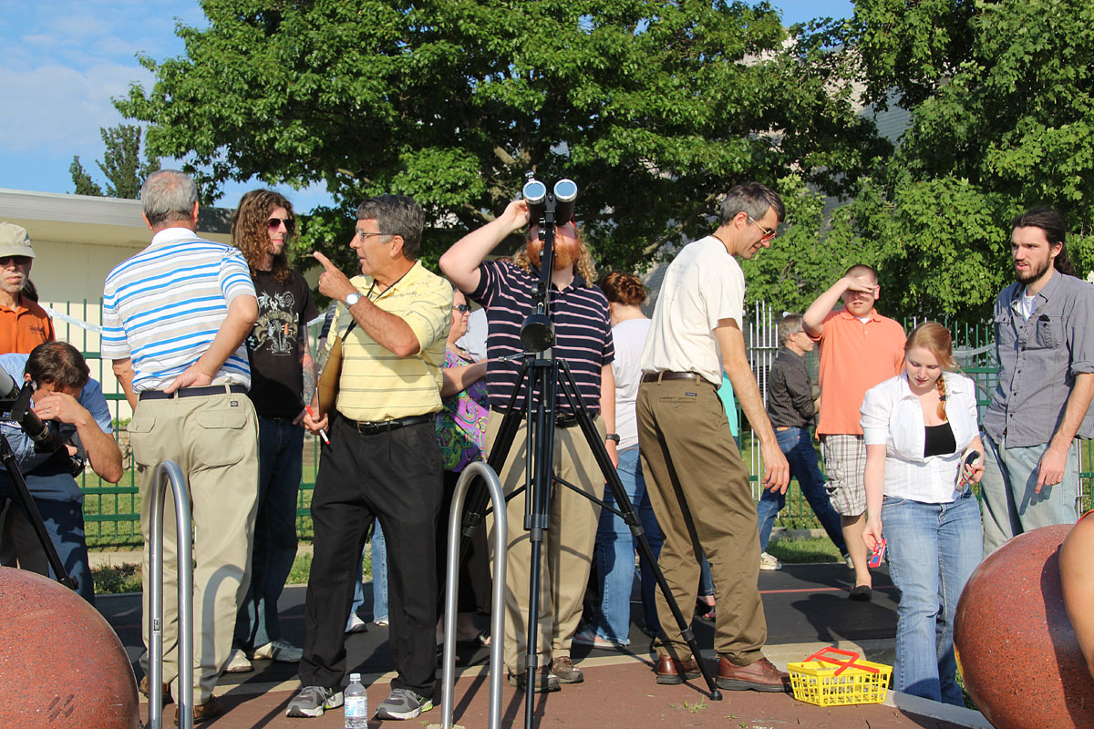 Observing the Venus Transit at the Evansville Museum 06/05/2012